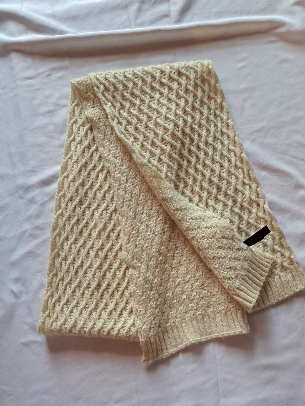 Jessica Cream Cable Knit Scarf - Picture 5 of 5